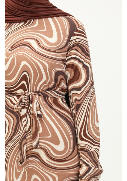 Desenli Tesettür Uzun Elbise 8648-01 Kahverengi fırsatları