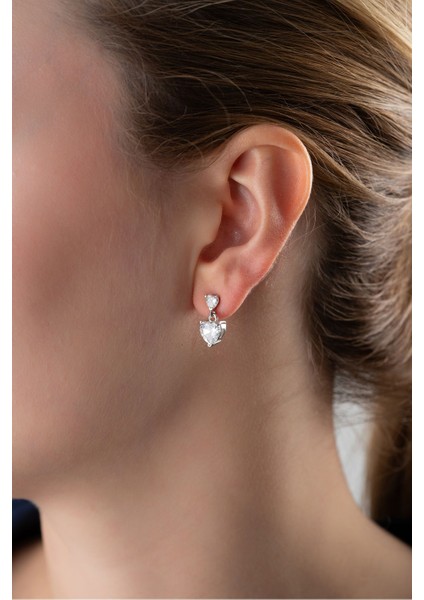 925 Ayar Gümüş Beyaz Taşlı Kalp Küpe fiyatları