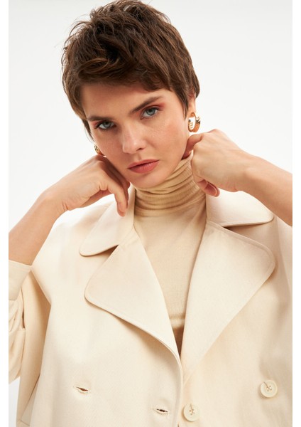 Ekru Kuşak Detaylı Astarlı Ceket fiyatları