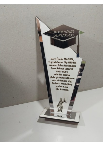 Hukuk Mezuniyeti-Adalet Temalı Mdf-Pleksi Plaket (Hediye-Madalya) Kişi Ye Özel Isim fırsatları