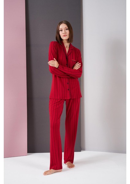 Kadın Düğmeli Balıksırtı Çizgili Uzun Kol Pijama Takım fırsatları
