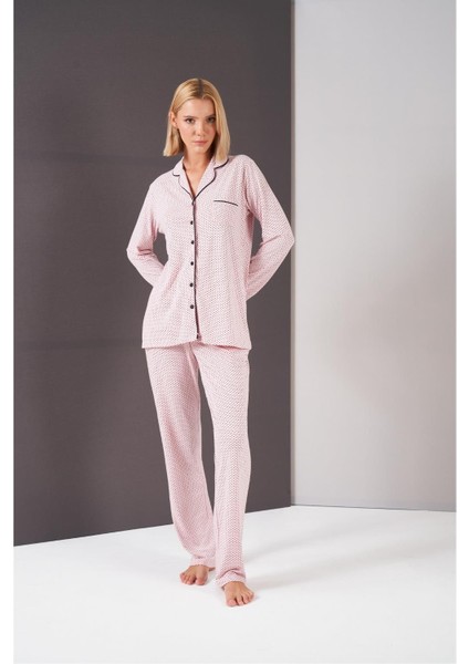 Kadın Puantiyeli Biyeli Düğmeli Uzun Kol Pijama Takım