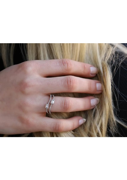 LUXURY COLLECTİON 0,33ct Yüzük modelleri