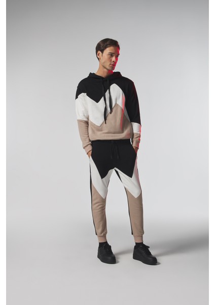 Bej-Siyah Eşofman Takımı fırsatları