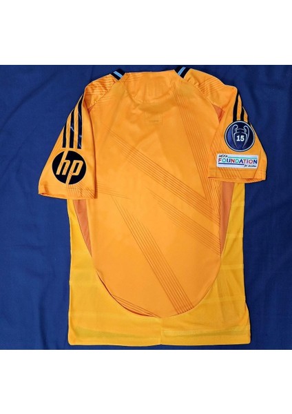 Real Madrid 2024/25 Yeni Sezon Isimsiz Deplasman Forması (Orange)