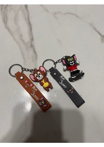 2 Li Tom ve Jerry Kaykaylı 3D Silikon Çift Anahtarlık Hediye Sevgili Anahtarlığı Çanta Süsü modelleri