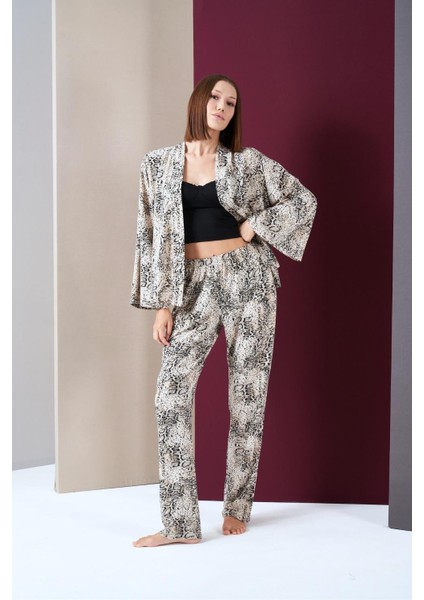 Kadın Desenli Pijama Büstiyer Üçlü Takım