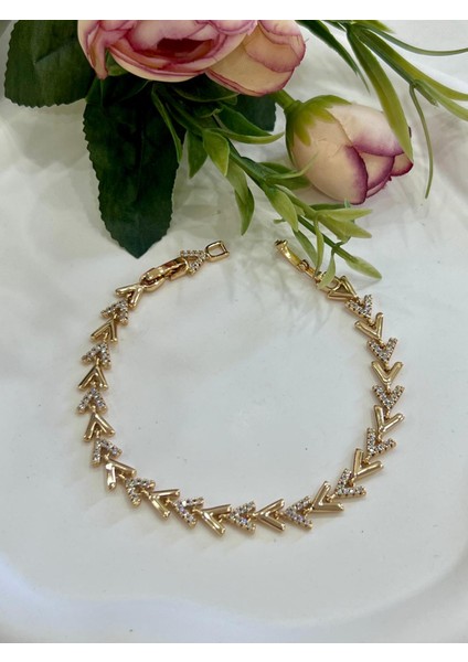 Zirkon Taşlı V Desen Bileklik (18K Gold/17+2cm)