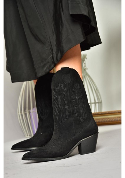 T267655002 Siyah Süet Kalın Topuklu Kadın Bot