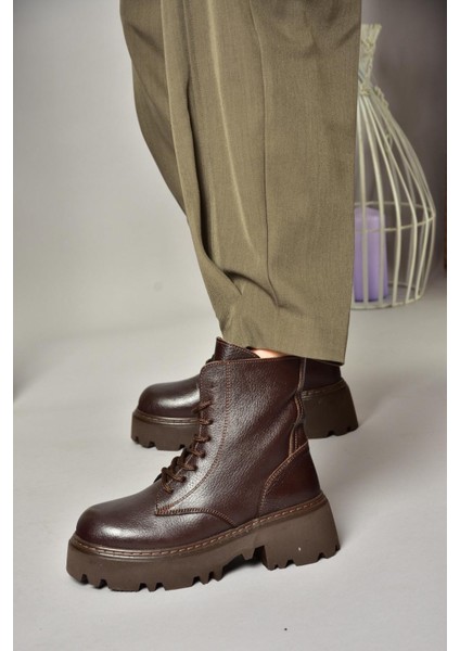 T380170003 Kahverengi Kalın Tabanlı Kadın Bot modelleri