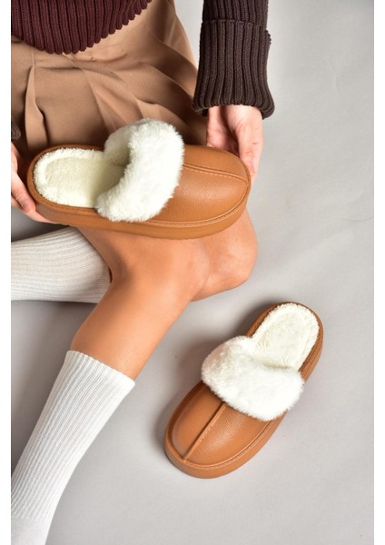 T918264209 Kahverengi Içi Peluş Kadın Terlik