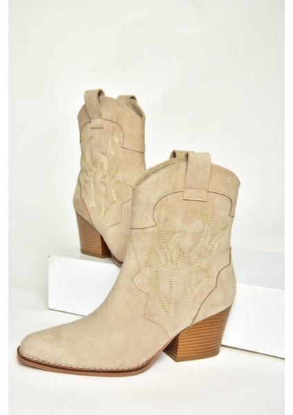 T296112002 Bej Süet Kalın Topuklu Kadın Bot indirimleri