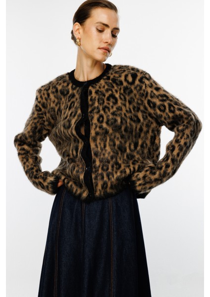 Leopar Desenli Hırka