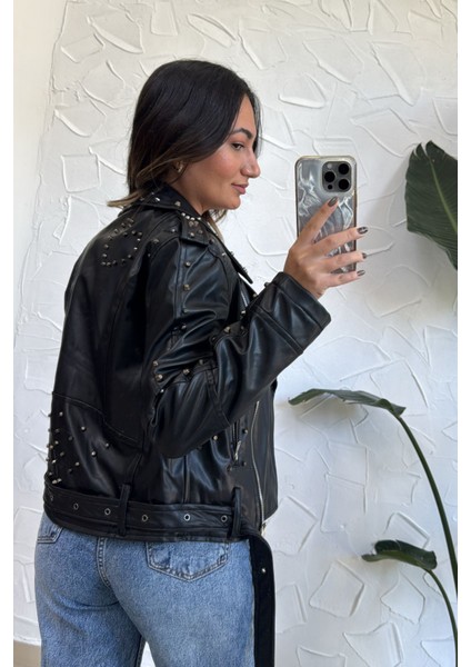 Siyah Zımbalı Deri Ceket modelleri
