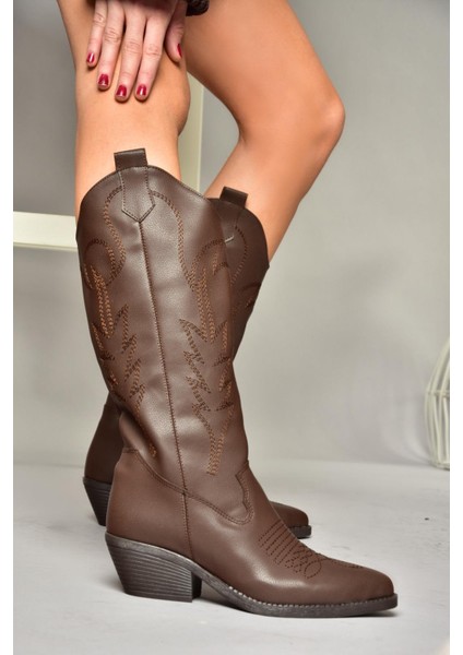 Kahverengi Kovboy Model Kadın Çizme Suni Deri 6 cm Topuk Yüksekliği ile Şık modelleri