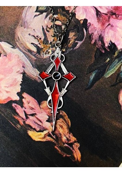 Gümüş Kaplama Kırmızı Mineli Gotik Haç Kolye modelleri