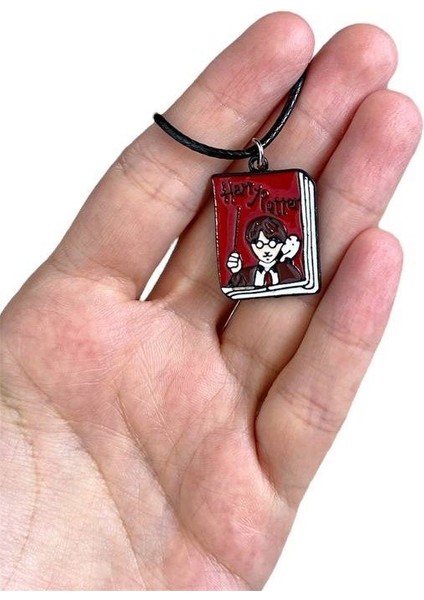 Harry Potter Kitap Şeklinde Mineli Kolye - Renkli ve Eğlenceli Tasarım