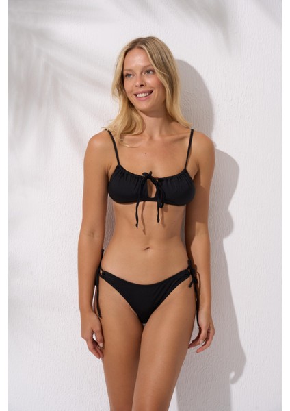 Önden Bağlamalı Bikini Takım Siyah 241257
