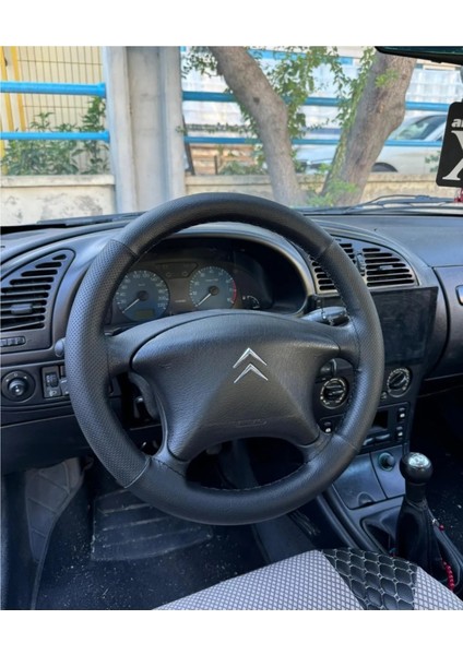 Dikişli Direksiyon Kılıfı Damarlı Noktalı Deri Siyah Dikişli Citroen Xsara Için