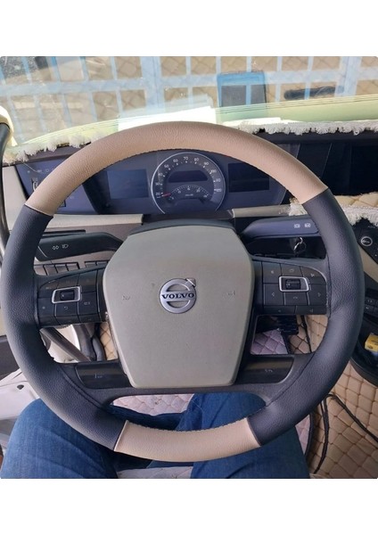 Dikişli Direksiyon Kılıfı Siyah/bej Deri Siyah Dikişli Volvo Tır Kamyon Için