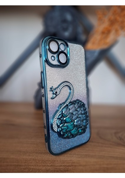 iPhone 15 Uyumlu 3D Kuğulu Taşlı Tam Kamera Korumalı Sulu Simli Lüks Kılıf fiyatları