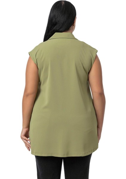 Büyük Beden Gizli Düğmeli Yandan Yırtmaçlı Kolsuz Siyah Gömlek modelleri