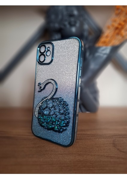 Trendytech iPhone 11 Kuğulu Taşlı Tam Kamera Korumalı Sulu Simli 3D Kılıf