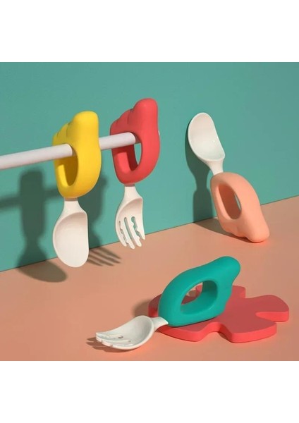 Kaşık ve Çatal Yemeyi Öğrenme Eğitimi 1-2 Yaş Bebek ve Çocuk Yemek Çubukları Seti Yemek Çatalı Plastik Sofra Takımı (Yurt Dışından)