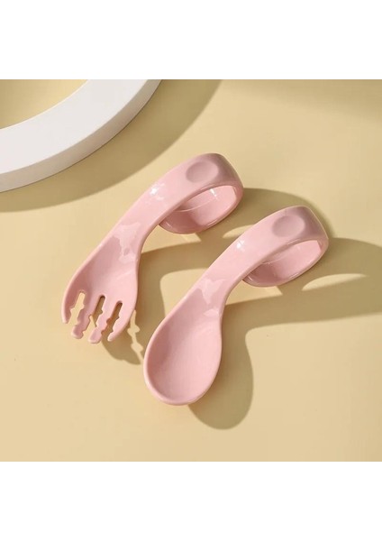 Çocuklar Halka Kavisli Saplı Kaşık ve Çatalla Eğitim Kaşığıyla Beslenmeyi Öğreniyorlar. (Yurt Dışından) modelleri