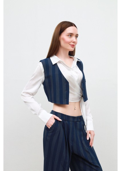 Kalın Çizgili Yelekli Takım Mavi - M modelleri