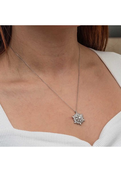 Gümüş Dönen Kar Tanesi Lotus Çiçeği Kolye