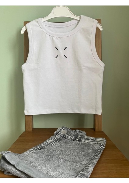 Kadın Nakışlı Dar Kesim Pamuklu Btk Crop Atlet fiyatları