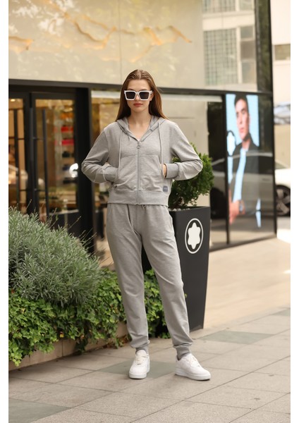 Sweatshirt Kadın Gri Kapüşonlu Tam Fermuarlı Özel Tasarım Takım indirimleri