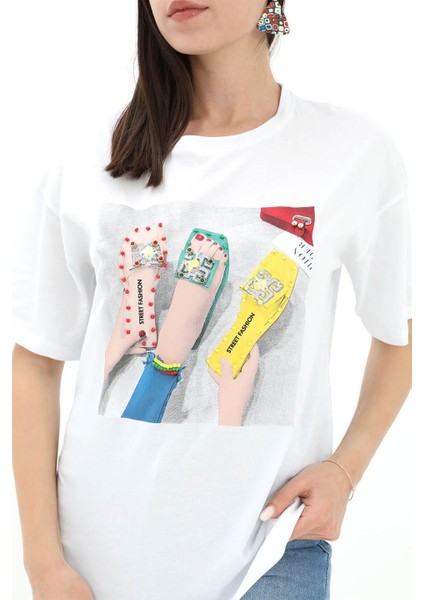 Bisiklet Yaka Terlik Baskılı T-Shirt - Beyaz modelleri