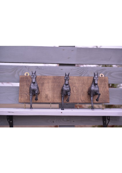 Dekoratif Askılık At Figürü Temalı Biblo