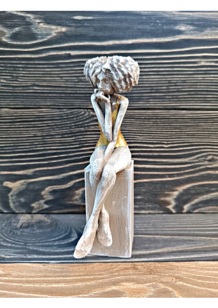 Melankolik Kadın Heykel Biblo Masa Üstü Vitrin Dekor modelleri