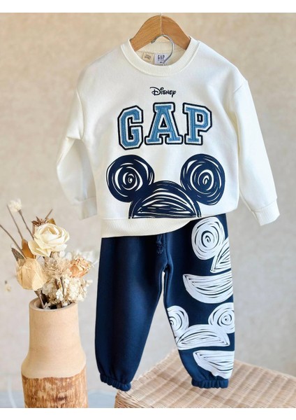 Erkek Çocuk Nakış Detaylı Mickey Mouse Baskılı Eşofman Takımı modelleri