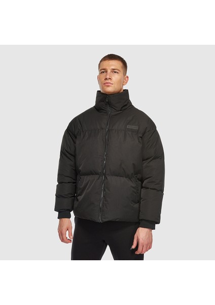 New Balance MNJ3424 Siyah Erkek Mont & Yelek fiyatları