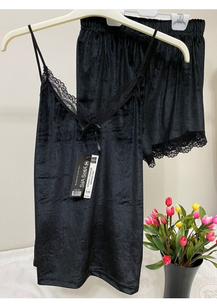 Siyah Şortlu Kadife Pijama Takımı modelleri