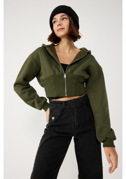 Fermuarlı Kapüşonlu Sweatshirt