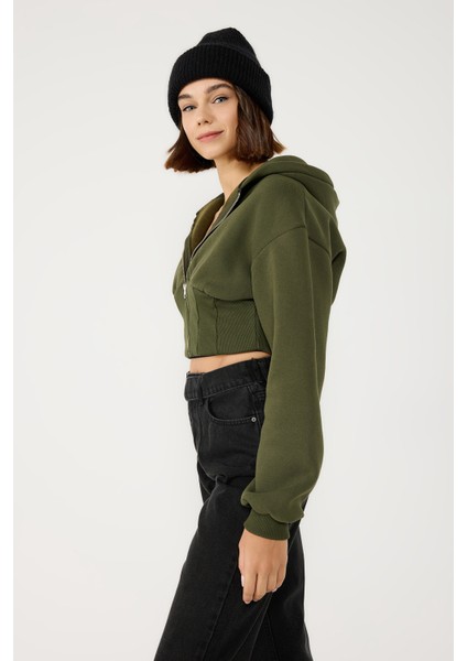 Fermuarlı Kapüşonlu Sweatshirt