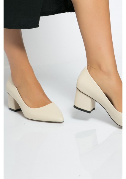 Topuklu Ayakkabı 24Y 370 fiyatları