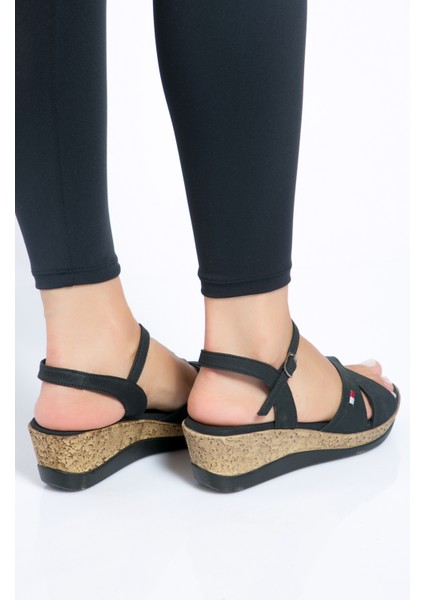 Tommy Sandalet 24Y 898 modelleri