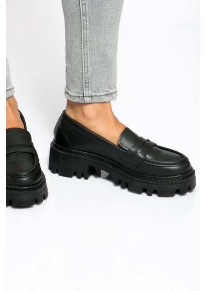 Günlük Ayakkabı 24Y 400 fiyatları