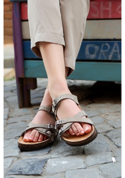 Pekin Deri Mantar Taban Kadın Terlik fiyatları