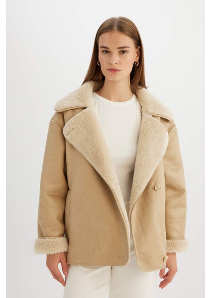 Relax Fit Süet Mont Kruvaze Yaka Düğmeli Mevsimlik Pelüş Astarlı C6655AX24WN modelleri