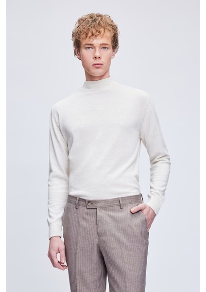 Bej Regular Fit Düz Yarım Balıkçı Yaka Yünlü Triko Kazak