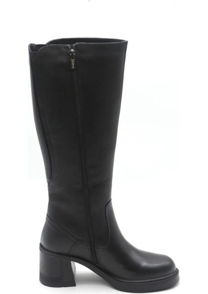 2452404K Kadın Deri Çizme fırsatları