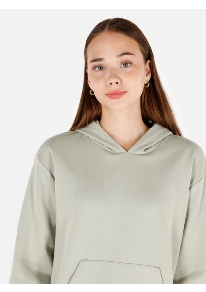 Normal Kesim Kapüşonlu Cepli Yeşil Kadın Sweatshirt CL1070188