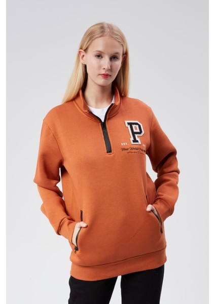 Dik Yaka Kadın Ekru Slim Fit Sweatshirt 24FWW64075